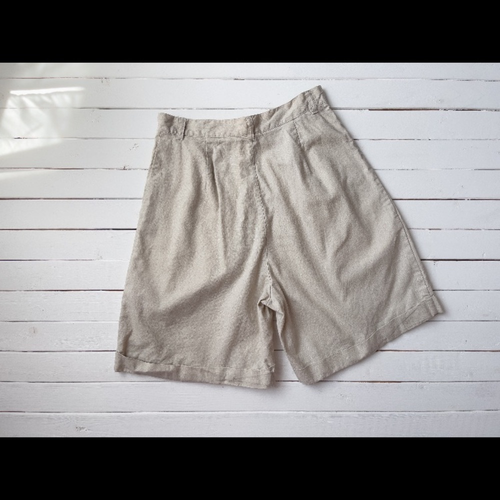 Vintage Tan High Waist Pleated Shorts